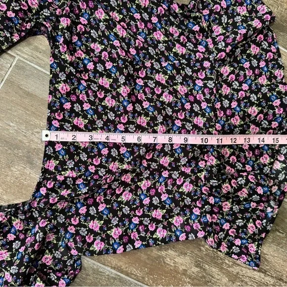 Miami Black and Pink Fitted Peplum Crop Blouse - Picture 9 of 9